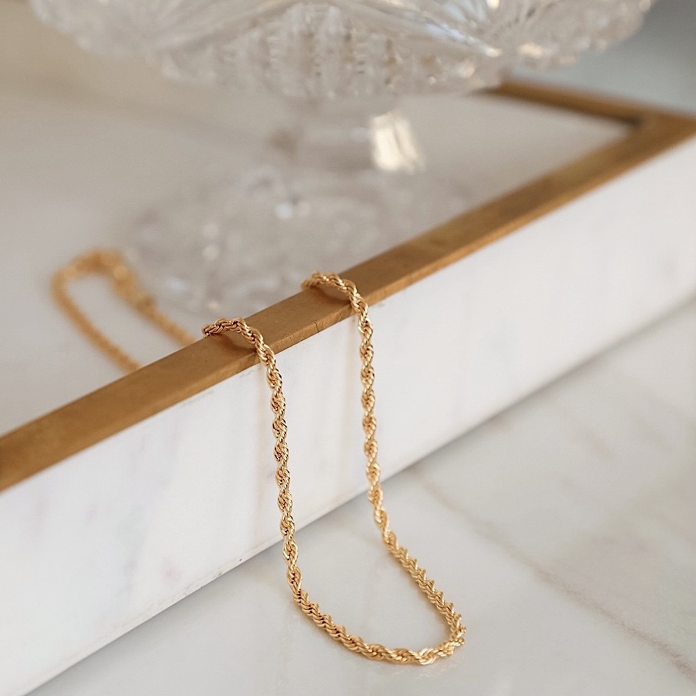 Hamptons Rope Chain | 18k Gold Filled - Picture 4 of 8